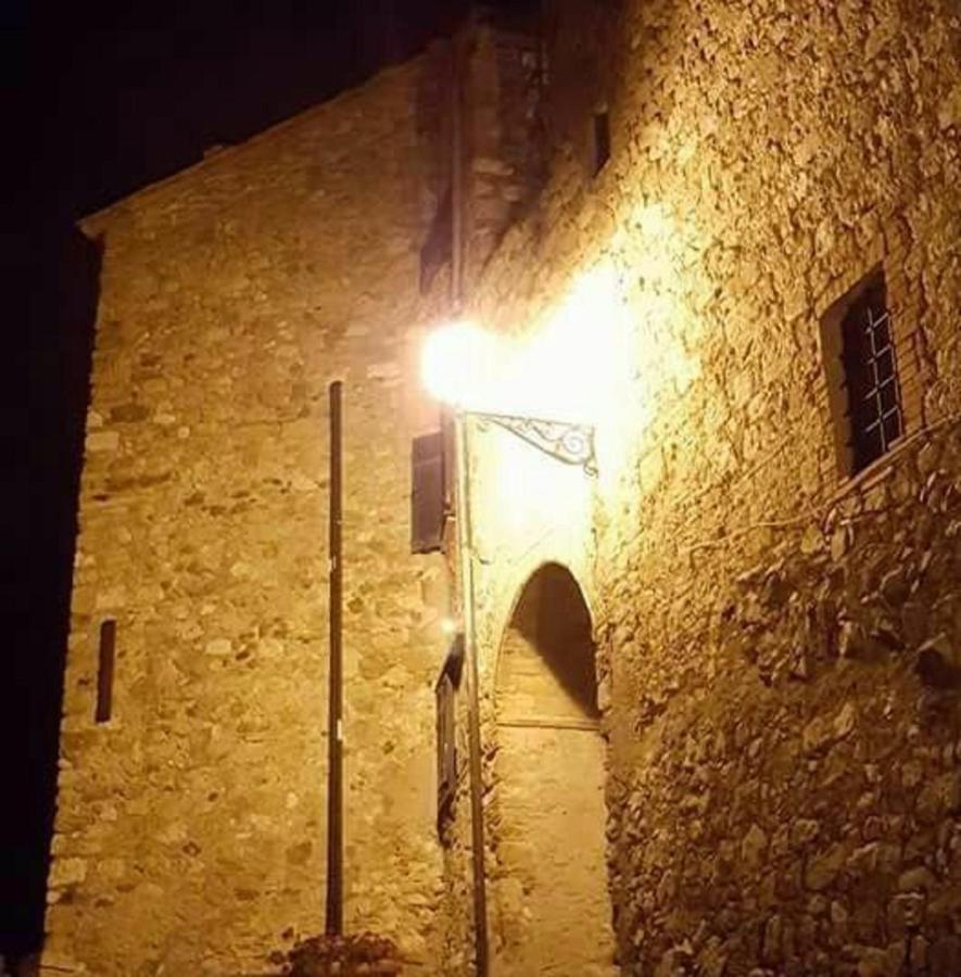 Beautiful Apartment With Exclusive Garden And Terrace Monteverdi Marittimo Exterior photo